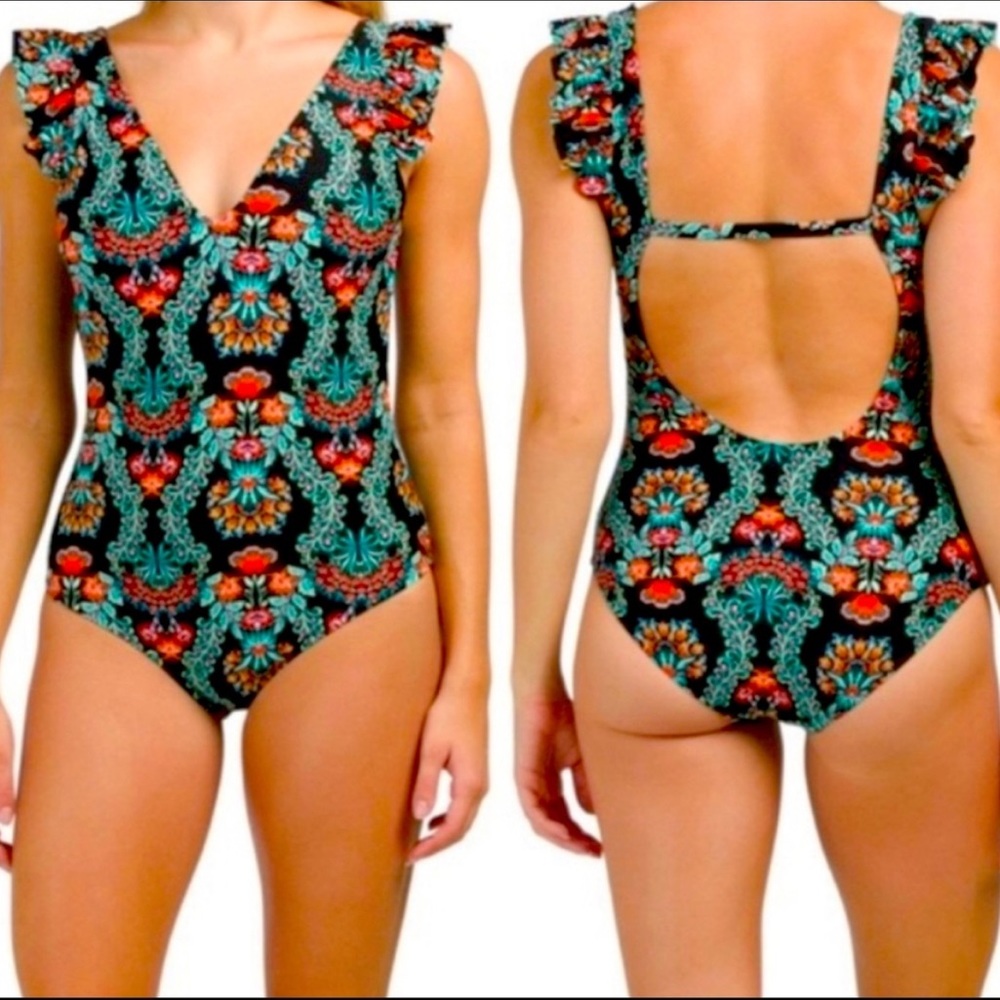 Jessica Simpson one piece swimsuit SM